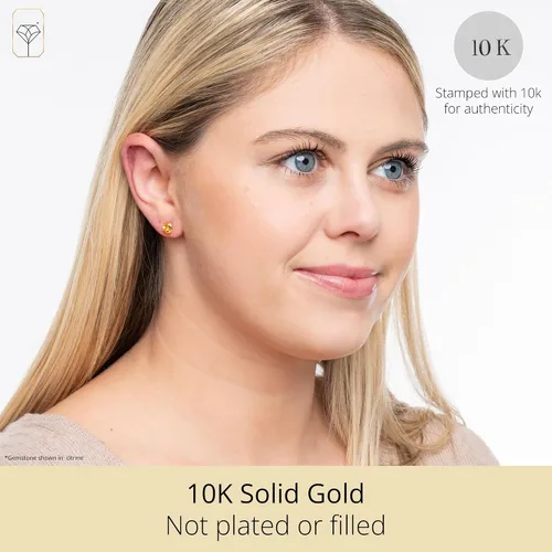 Miniatura 2 de Aretes redondos de oro amarillo de 10 k con corte de tablero de ajedrez (0.236 in) por MAX + STONE