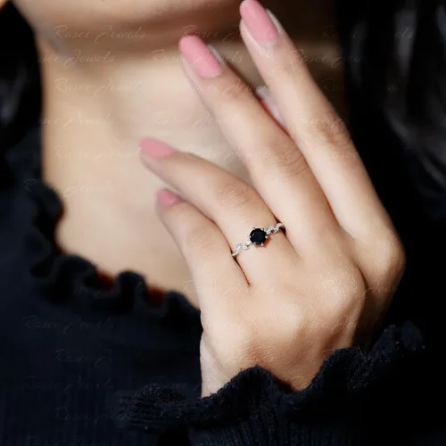 Miniatura 4 de Anillo de promesa de ónix negro natural con diamante para mujer, anillo de hoja de cuentas Calidad AAA