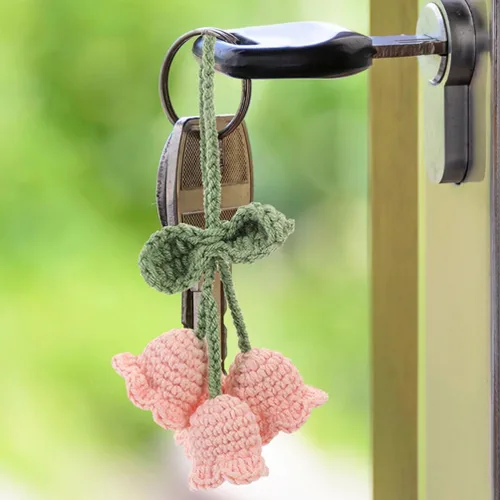Miniatura 4 de EXCEART 2 piezas de accesorios de coche colgantes de espejo lindo lirio del valle hecho a mano ganchillo flor decoración para espejo retrovisor