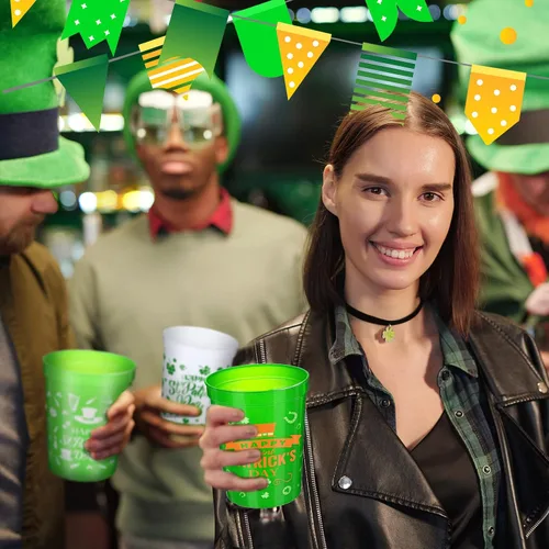 Miniatura 5 de Meanplan 36 tazas de plástico para el Día de San Patricio de 12 onzas de plástico verde trébol reutilizables a granel para niños y adultos