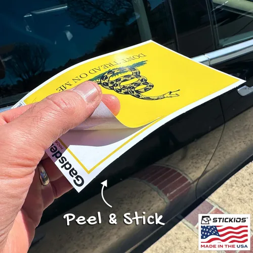 Miniatura 8 de Stickios Adhesivo de Bandera Gadsden 'Dont Tread On Me' - Calcomanía Patriótica Bandera Americana 1776 para Autos, Camiones y Ventanas de Vehículos