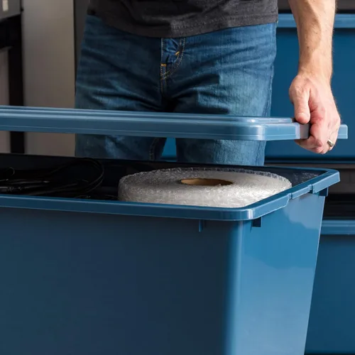 Miniatura 6 de IRIS USA Contenedores de almacenamiento de plástico apilables de 91 cuartos de galón con tapas, paquete de 4 unidades, sin BPA, ecológicas, solución