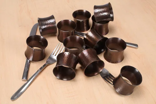 Miniatura 2 de Juego de 12 servilleteros decorativos de metal, modernos servilleteros martillados para decoración de fiestas, mesa de comedor, todos los días