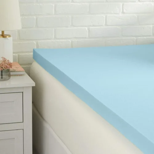 Amazon Basics Cubrecolchón Full, con gel refrescante infundido, certificado CertiPUR-US, 2 pulgadas, azul