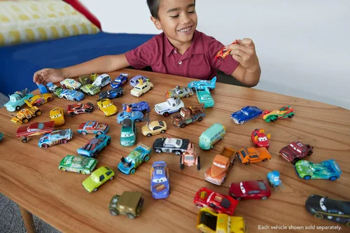 Miniatura 4 de Vehículo de lujo Miss Fritter moldeado a presión Disney Pixar Cars 3