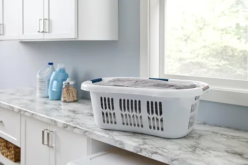 Miniatura 4 de Rubbermaid Cesta de lavandería/cesto grande Hip-Hugger, 1.5 bushel, blanco, contenedor de almacenamiento apilable/organizador
