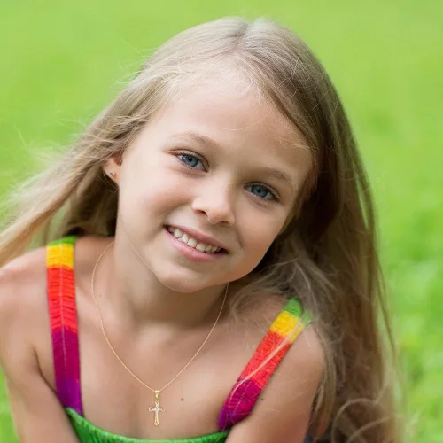Miniatura 3 de Collar con colgante de cruz pequeña de circonita cúbica chapada en oro para niñas de 16.0in Excelente regalo para niños en bautismo, bautizo