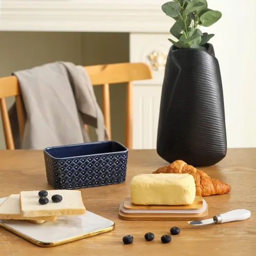 Miniatura 6 de Hasense Mantequillera de cerámica con tapa, recipiente grande para mantequilla hermética para encimera, patrón azul marino en relieve, fácil
