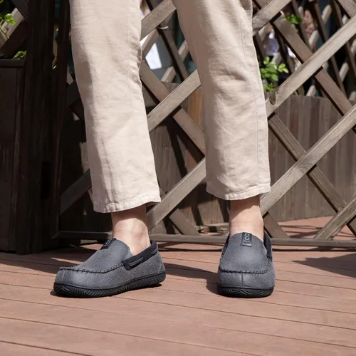 Miniatura 4 de Zizor Mocasines de microgamuza para hombre con espuma viscoelástica cómoda, zapatos de casa con espalda cerrada, suela de goma duradera