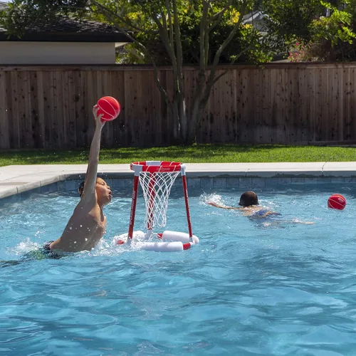 Miniatura 7 de GoSports Splash Hoop 360 - Juego de baloncesto flotante para piscina - Elija rojo o azul - Incluye aro, 2 pelotas y bomba