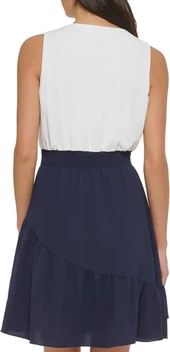 Miniatura 3 de DKNY Cintura fruncida sin mangas con cuello en V
