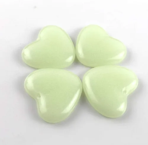Miniatura 6 de HEALLILY Piedras de corazón que brillan en la oscuridad, piedras brillantes para pasarelas, caminos, patio, césped, jardín zen, decoración