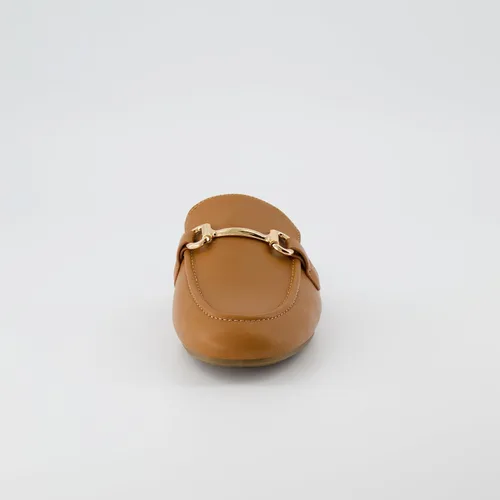 Miniatura 3 de CUSHIONAIRE Sandalias Yates con hebilla para mujer + espuma viscoelástica, anchos disponibles