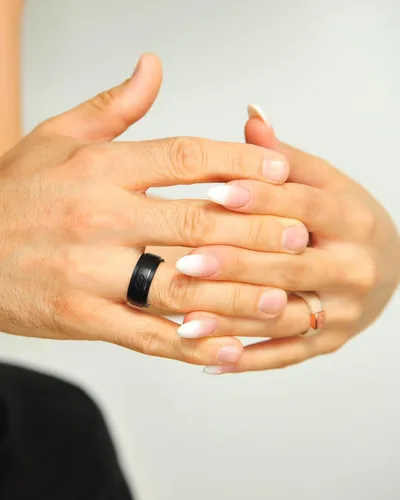 Miniatura 16 de Rinfit Anillos de silicona a juego para parejas, juegos de alianzas de boda de silicona para él y ella, diseño patentado MetalInfinity e Infinity