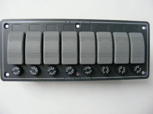 Miniatura 3 de Blue Sea Systems 8261 Contura Panel Resistente al Agua 12V DC - 8 Posiciones