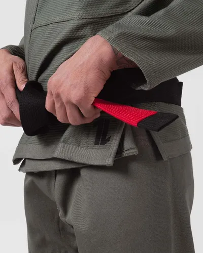 Miniatura 2 de KINGZ The One Brazilian Jiu Jitsu Gi - Kimono BJJ ligero y duradero para hombre - IBJJF Legal - 400gsm Pearl Weave Pro Training