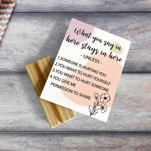 Miniatura 3 de Placa decorativa de madera con soporte de madera, con texto en inglés "What You Say in Here Stay in Here" (What You Say in Here Stay in Here)