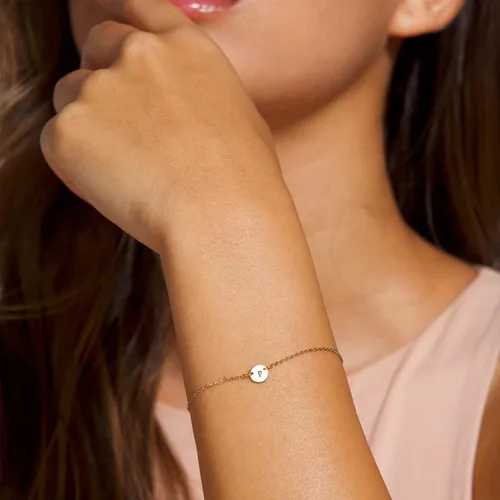 Miniatura 5 de Ovian - Pulsera con dije de inicial para mujer, chapada en oro de 18 quilates, de acero inoxidable, con moneda en forma de disco, letra grabada