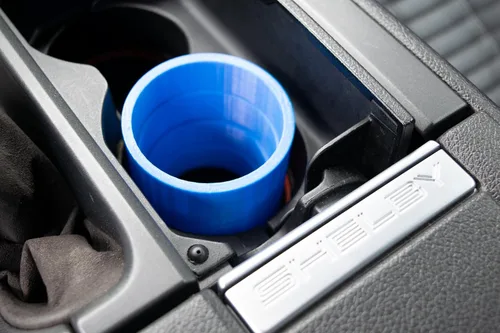 Miniatura 3 de Adaptador universal para portavasos de automóvil para todos los tamaños de latas delgadas, se adapta a Red Bull, bebidas energéticas y más