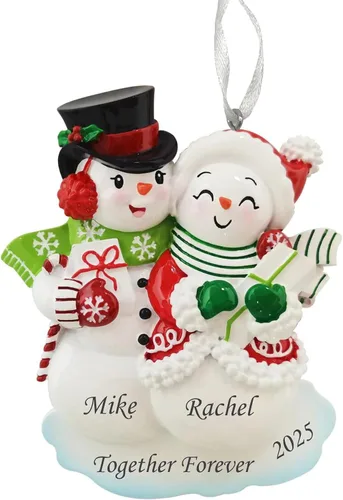 Miniatura 13 de Adorno de Navidad Personalizado para Parejas 2025 – Regalo Personalizado para Parejas, Recién Casados, Parejas Casadas y Comprometidas – Decoración