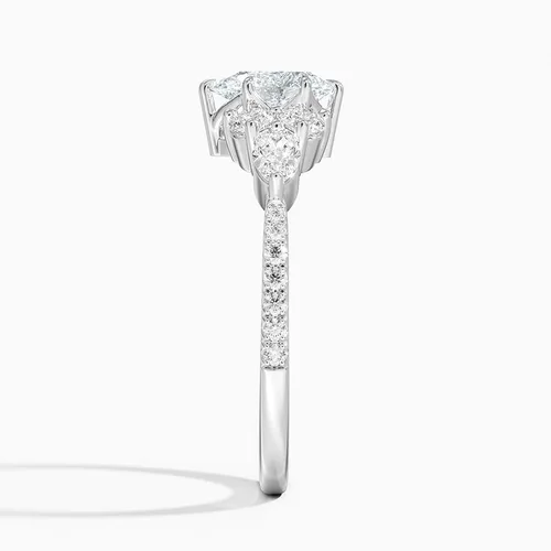 Miniatura 2 de Anillo de compromiso de diamantes creados en laboratorio con diseño de pera blanca de 1.06 quilates con corte excelente, cuatro puntas de garra