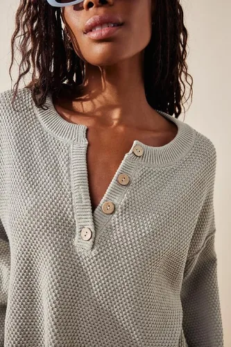 Miniatura 2 de NUFIWI Conjunto de 2 piezas de suéter de moda para mujer, cuello en V, suéter de punto con botones y pantalones de pierna ancha, conjuntos de suéter