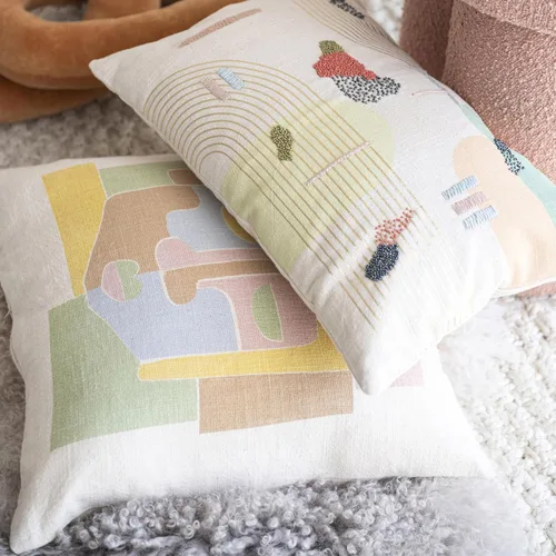 Miniatura 3 de Bloomingville Almohada estampada de algodón tejido con cara abstracta, multicolor