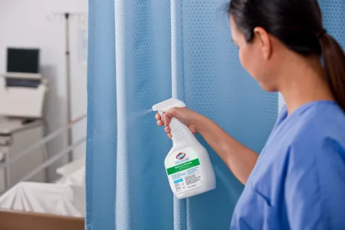 Miniatura 7 de Desinfectante limpiador en spray de peróxido de hidrógeno Clorox Healthcare, mata los norovirus, 32 fl. oz., 1