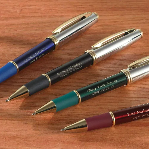 Miniatura 7 de 1 bolígrafo de metal ejecutivo grabado con láser personalizado en color negro clásico con detalles en tono dorado. Tinta negra.