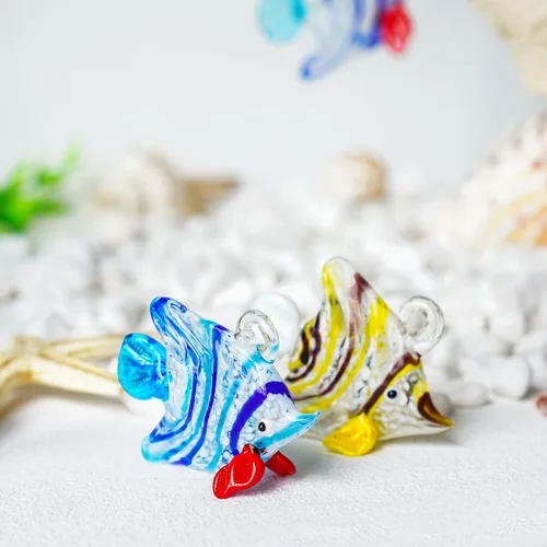 Miniatura 5 de Juego de 2 adornos de cristal soplado de peces tropicales para la colección del árbol de Navidad, arte de cristal marino, adornos decorativos