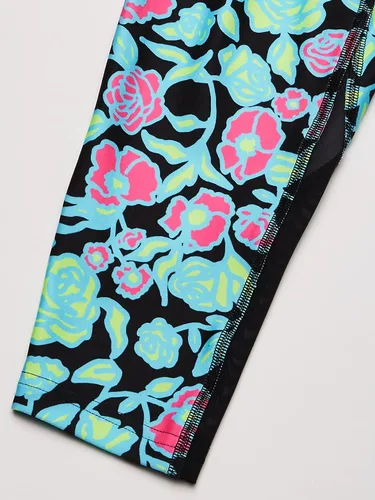 Miniatura 3 de Under Armour Pantalón corto de tobillo estampado HeatGear para niña