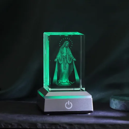 Miniatura 5 de KOMI Estatua de la Virgen María de cristal 3D con base de luz LED, estatuas de madre María grabadas con láser, regalos religiosos para mujeres