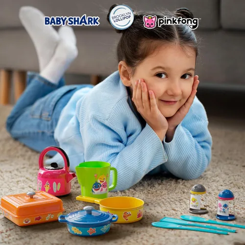 Miniatura 2 de Lollipop Baby Shark Cooking Adventure Set - Juego de cocina con ollas, sartenes, utensilios, taza medidora, tetera de té, sal y pimentero, gran
