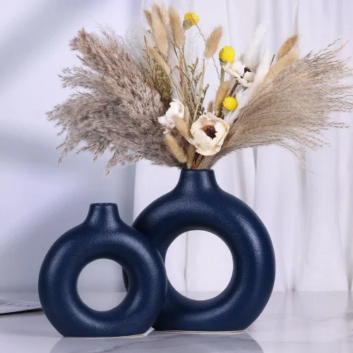 Miniatura 5 de Juego de jarrones de cerámica azul – 2 jarrones circulares de dona para decoración de estilo rústico o de granja, detalles azules modernos para sala