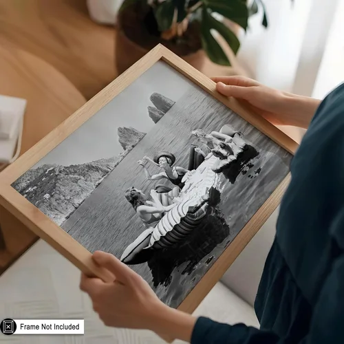 Miniatura 5 de Poster Master Póster Vintage de Mujeres Comiendo Pasta en el Lago - Impresión Retro de Pícnic - Arte Fotográfico - Arte de Moda - Regalo para Él