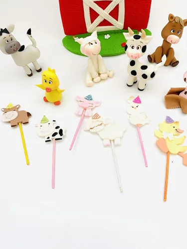 Miniatura 7 de Conjunto de granja 3D y sombreros de fiesta para cupcakes