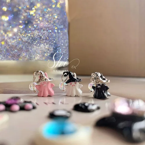 Miniatura 5 de 10 dijes de uñas de Halloween, diseño de calavera de fantasma, corazón con gemas de uñas, divertidos diamantes de imitación de uñas de Halloween