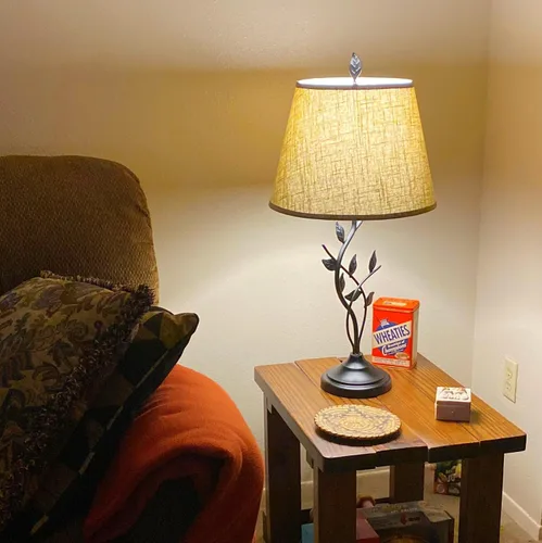 Miniatura 5 de Kira Home Ambrose - Lámpara de mesa rústica de 31 pulgadas con pantalla de tela imperio beige, luz de mesa tradicional de vid negra con bombilla LED