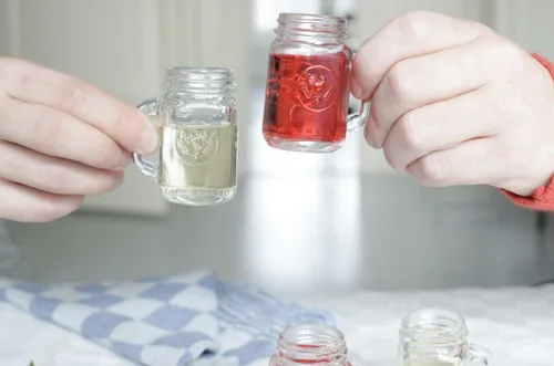 Miniatura 3 de Kikkerland Mason Jar - Vasos de chupito, juego de 4, 1 onza líquida