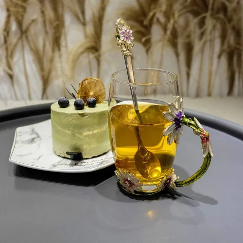 Miniatura 3 de Taza de té de flores de margarita, tazas de café esmaltadas de vidrio hechas a mano con cuchara delicada, regalo de cumpleaños para esposa, madre