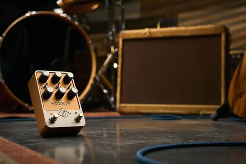 Miniatura 3 de Universal Audio UAFX Woodrow '55 Amplificador de instrumento