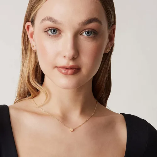 Miniatura 4 de PAVOI - Collar de corazón pequeño chapado en oro de 14quilates, delicada gargantilla de corazón con letra personalizable para mujer, ajustable