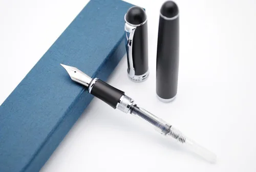 Miniatura 3 de Pluma estilográfica JINHAO X750 de punta M (Negro con acabado mate)
