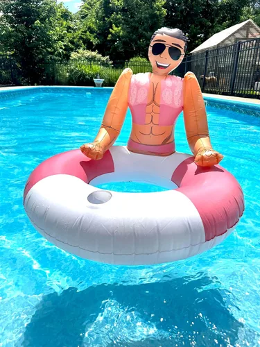 Miniatura 8 de NPW Drinking Buddies Hunky Chad - Anillo inflable para piscina, salvavidas para fiestas de verano en la piscina y despedida de soltera