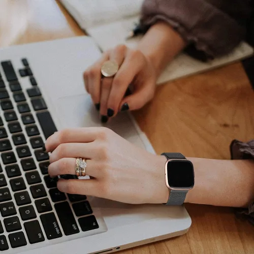 Miniatura 5 de Bandas de metal compatibles con reloj inteligente Fitbit Versa/Versa Lite/Versa 2 para mujeres y hombres, correa de repuesto de malla de acero Negro