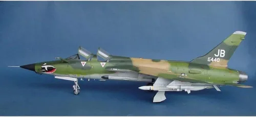 Miniatura 6 de Trumpeter 1/32 F105G Thunderchief Wild Weasel Avión