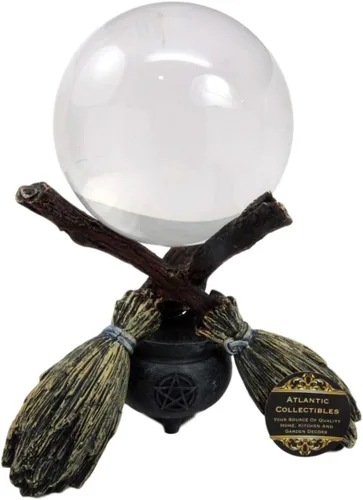 Ebros Gift Wicca - Escultura decorativa de Halloween con diseño de bruja psíquica de adivinador de cristal de bruja que rasca en escobas y caldero