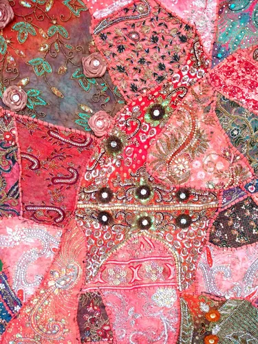 Miniatura 4 de Rastogi Handicrafts Tapiz vintage bordado hecho a mano indio para colgar en la pared, diseño vintage (rojo, 40 x 60 pulgadas)