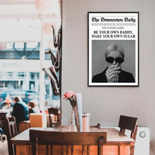 Miniatura 8 de Arte de pared retro de feminismo en blanco y negro, arte de pared de periódico con texto en inglés "Be Your Own Daddy", carteles de lienzo
