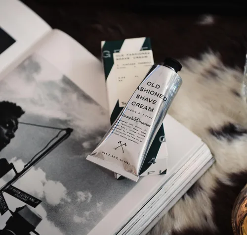 Miniatura 6 de Triumph & Disaster Tubo de crema de afeitar Old Fashioned Loción de afeitar para pieles sensibles, sin alcohol, 3.04 onzas líquidas